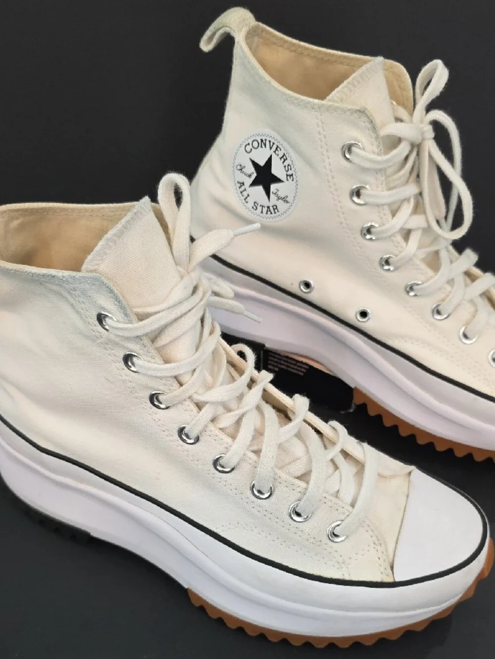 Converse Run Star Hike Canvas High Top Platform Sneakers - Cream & Gum Size 10